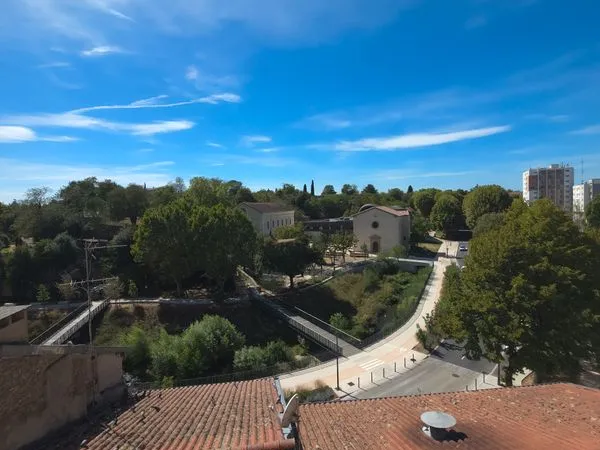Maison de ville T4 rénovée 117m² - ROMANS SUR ISERE
