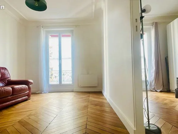 Appartement 2 pièces 37m2 - canal de l'ourcq Paris 19e