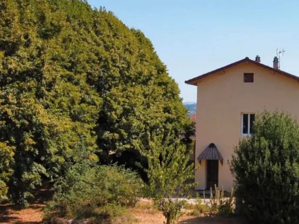 Location appartement avec grand terrain et garage