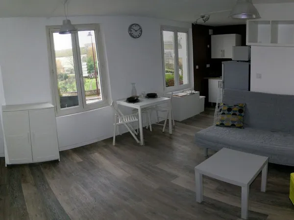 T2 meublé 40m2 centre ville saint satur