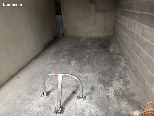 Parking sécurisé en sous-sol