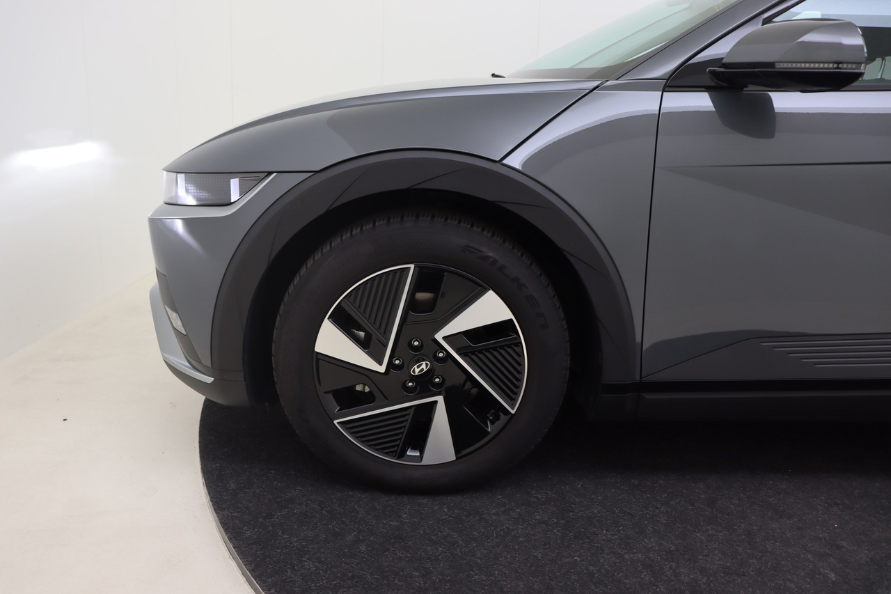 Hyundai Ioniq 5 — photo 35