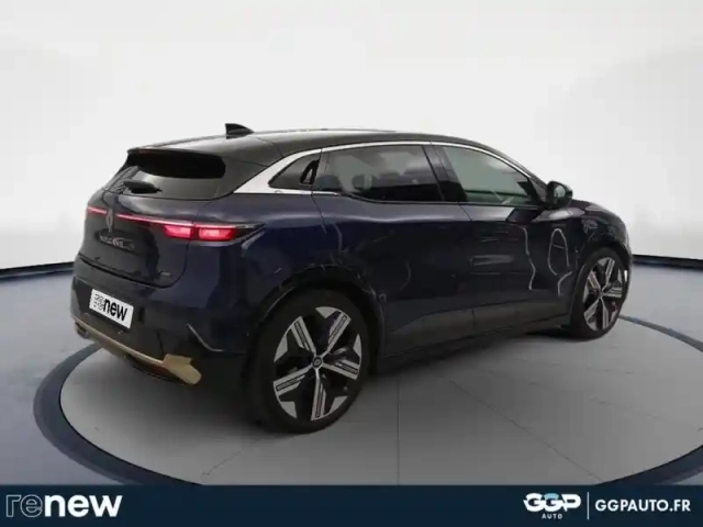Renault Megane e-tech electric ev60 220ch iconic super charge -c — photo 125