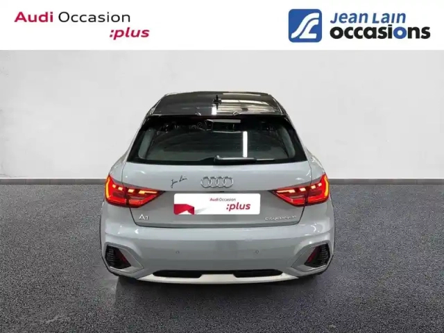 Audi A1 citycarver 30 tfsi 110 ch s tronic 7 — photo 6