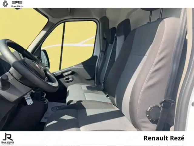 Renault Master fg f3500 l2h2 2.3 blue dci 135ch grand confort euro6e — photo 3