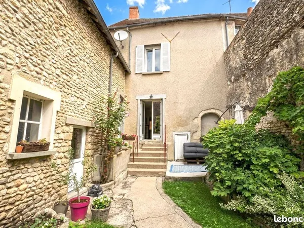 Maison de village 4 pièces 110 m²