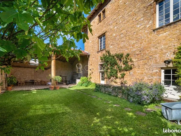 Maison 4 pièces 178 m²