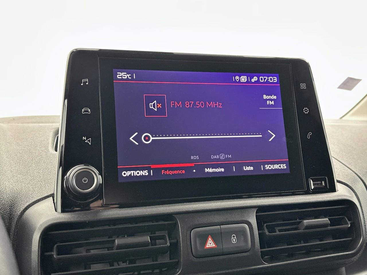 Citroën Berlingo van m 650 bluehdi 130 s&s eat8 driver — photo 22