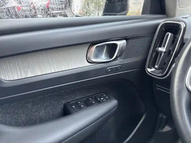 Volvo Xc40 d3 adblue 150 ch geartronic 8 — photo 20