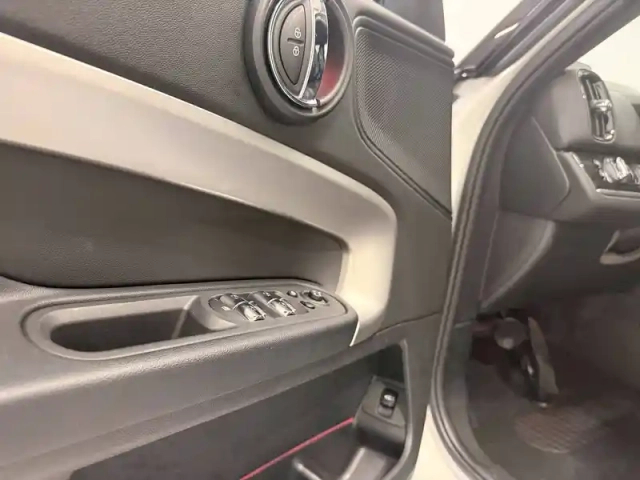 Mini Mini countryman 136 ch bva7 — photo 4