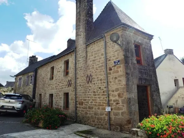 Bien immobilier de rendement Vente Guémené-sur-Scorff  70m² 105750€