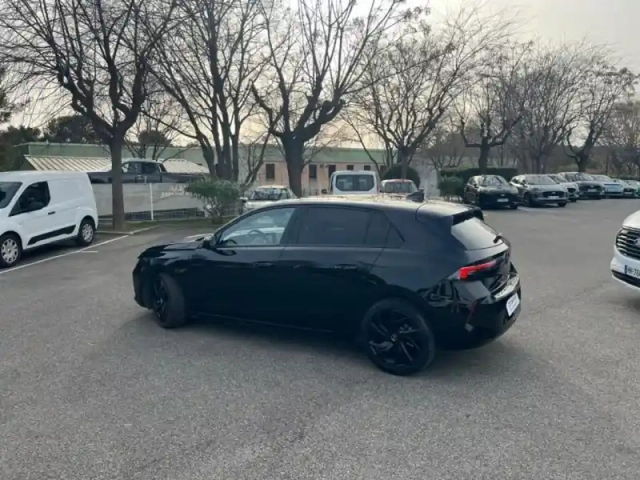 Opel Astra 1.5 d 130ch gs bva8 — photo 3