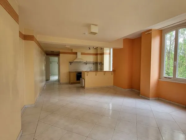 Bel appartement t3 plain pied a gondrin