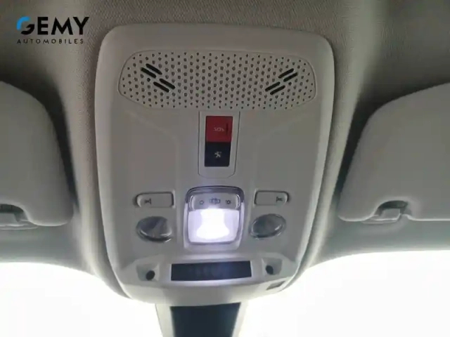 Peugeot 2008 puretech 130 s&amp;s bvm6 — photo 30