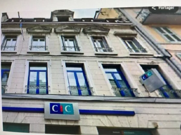 Bureaux 215 m²