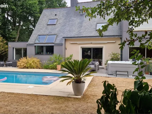 Sucé-sur-Erdre - Doussinière | Maison familiale de 215 m² avec piscine