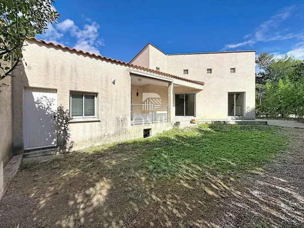 Maison de plain-pied 4 pièces 108 m²