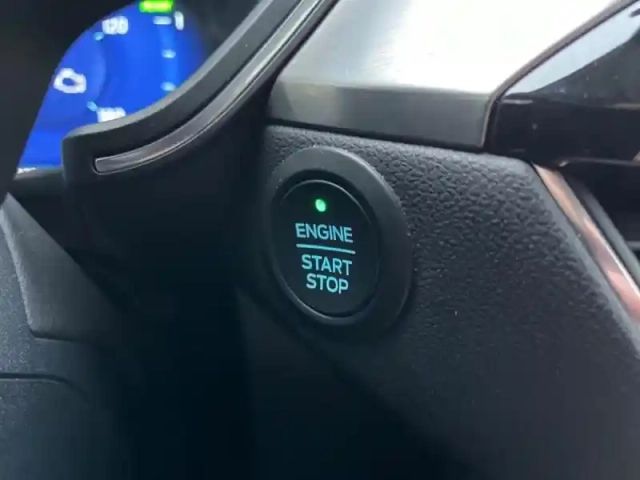Ford Kuga 2.5 duratec 225ch phev titanium bva — photo 17