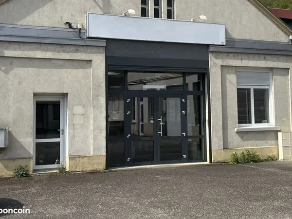 Bureaux, local commercial 212 m² Clouange