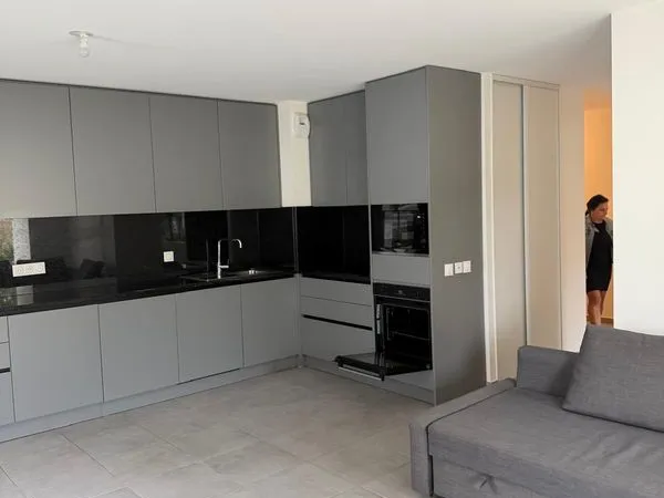 Appartement 66 m² - 2 chambres, terrasse, jardin et parking - Proche frontière Croix-de-Rozon À loue