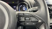 Toyota Yaris 116h Première 5p — photo 23