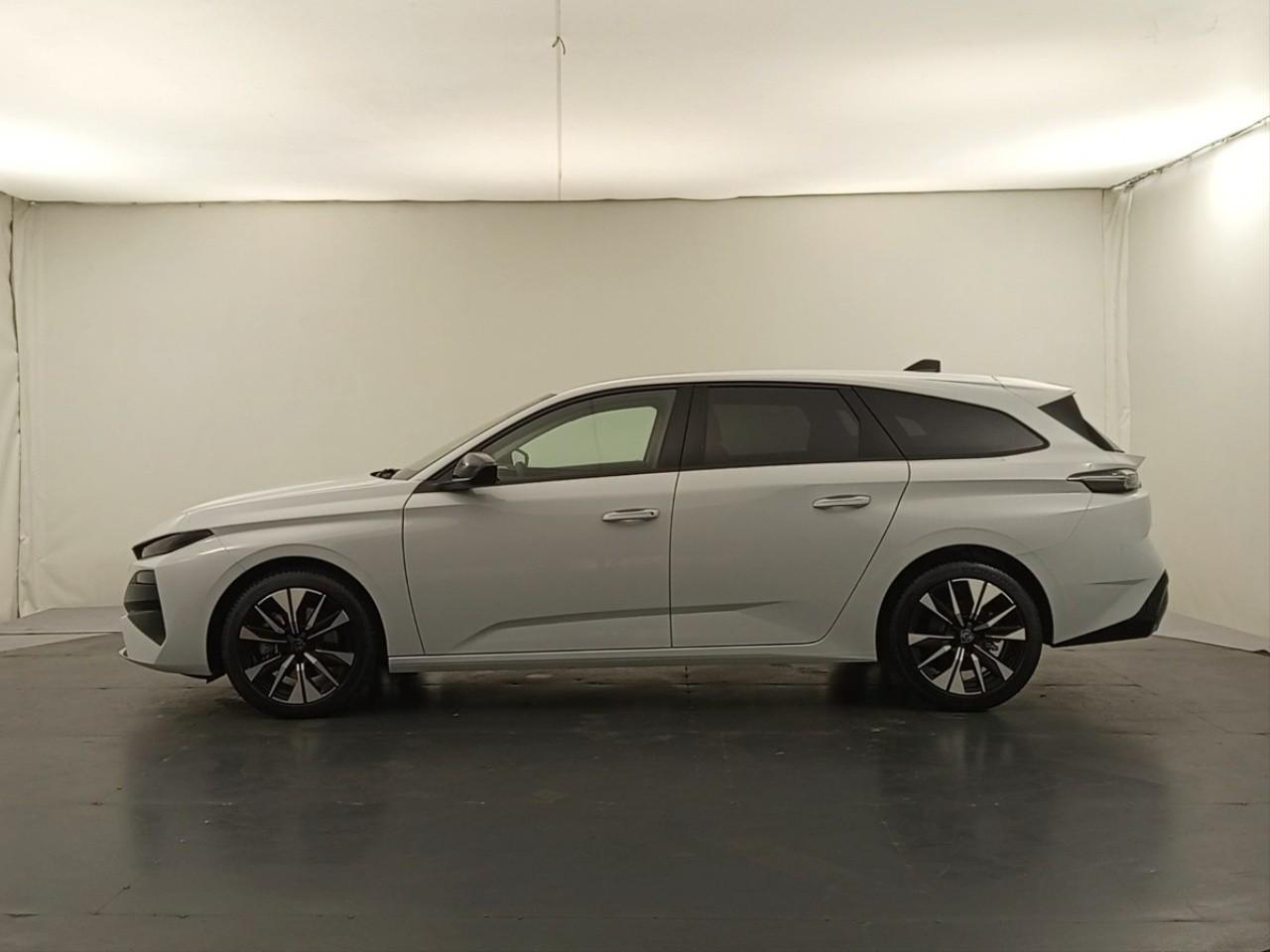 Peugeot 308 sw hybrid 145 e-dcs6 allure — photo 2