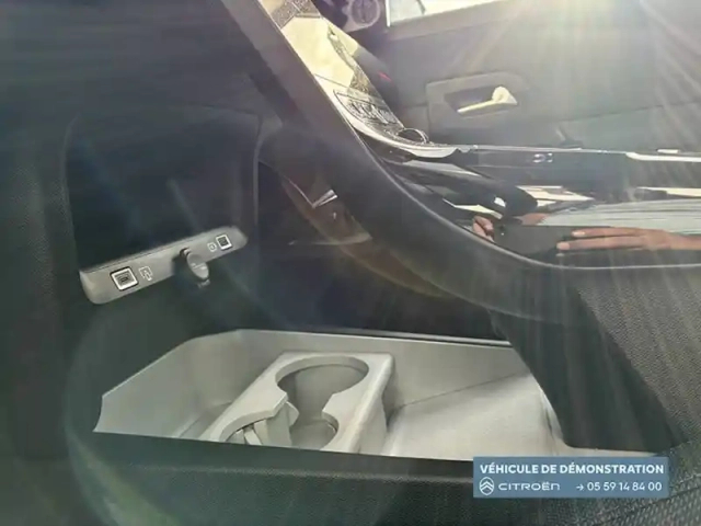 Citroën C5 Aircross hybride 145 e-dcs6 — photo 30