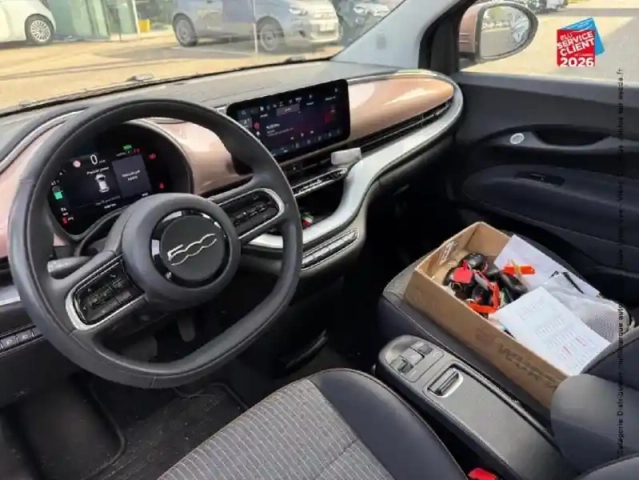 Fiat 500 e 118ch icône plus (pack style) — photo 30