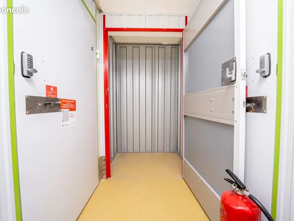 Garage/box 1 m² Paris