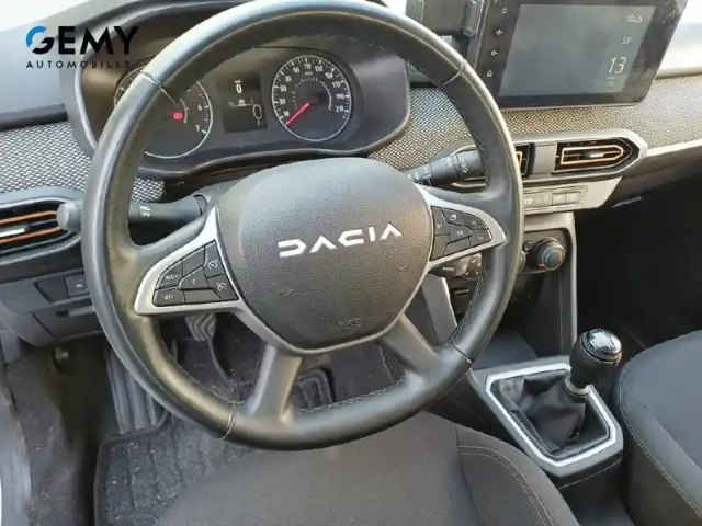 Dacia Sandero eco-g 100 — photo 13