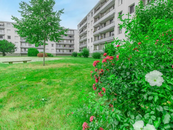 Appartement 60 m2, au calme, T3, Bois d'Arcy, quartier de l'Eglise, et proche de toutes commodités!
