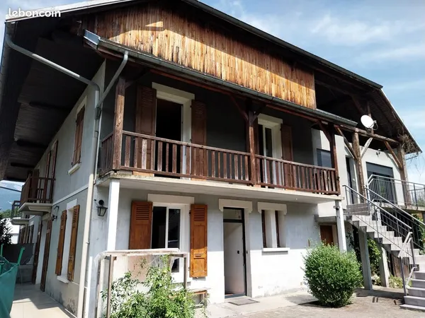 Maison la plaine de monthion