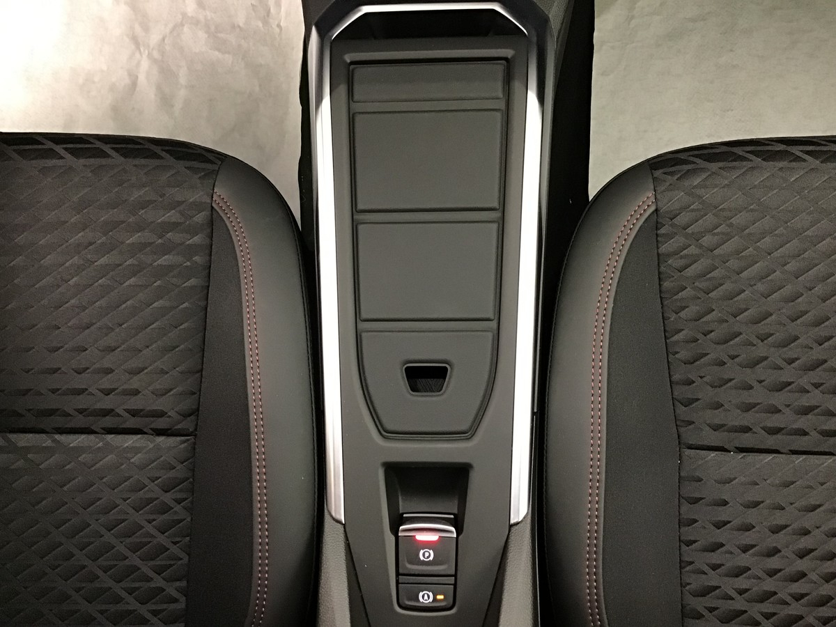 Renault Clio 6 — photo 23