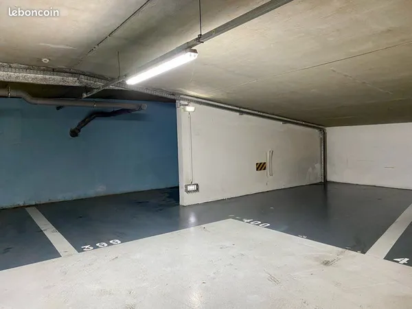 Parking location boulevard baille Marseille