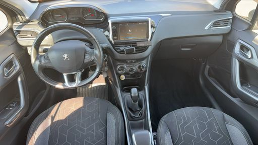 Peugeot 2008 1.5 BlueHDi 100 - Allure – 2019 – 132342 km – Diesel – Boîte Manuelle — photo 23