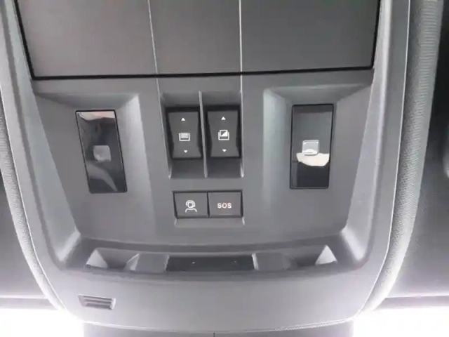 Peugeot 3008 hybrid 136 e-dcs6 — photo 45
