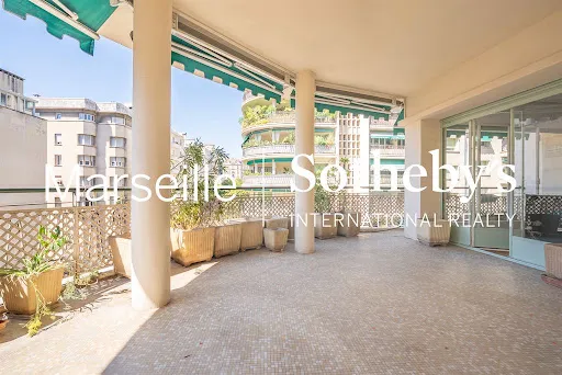 Appartement 5 pièces 204 m²