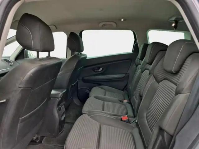 Renault Scenic grand  1.3 tce 140ch evolution 7 places — photo 13