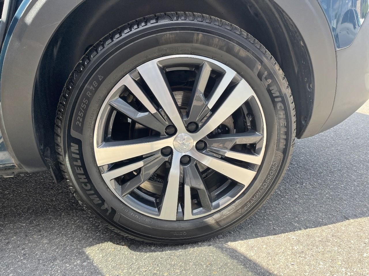 Peugeot 5008 puretech 130ch s&s bvm6 allure pack — photo 11