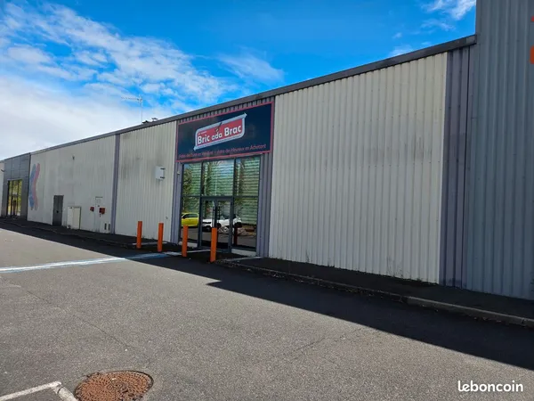 Local Commercial 582m2