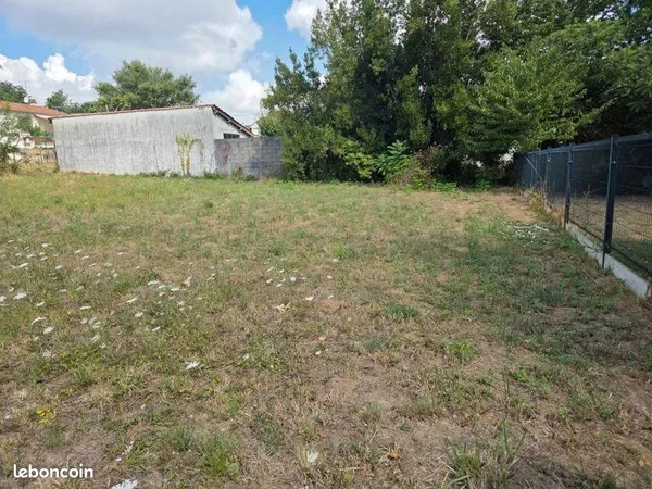 Terrain 455 m² Jonzac