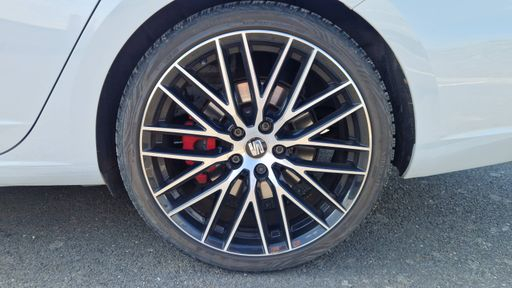 Seat Leon ST 2.0 TSI 290 DSG6 - Cupra – 2016 – 108000 km – Essence – Boîte Automatique — photo 7