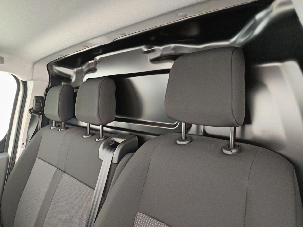 Citroën Jumpy fgn m bluehdi 120 s&s bvm6 driver — photo 26