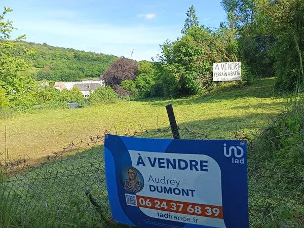Terrain à bâtir à Raucourt et Flaba