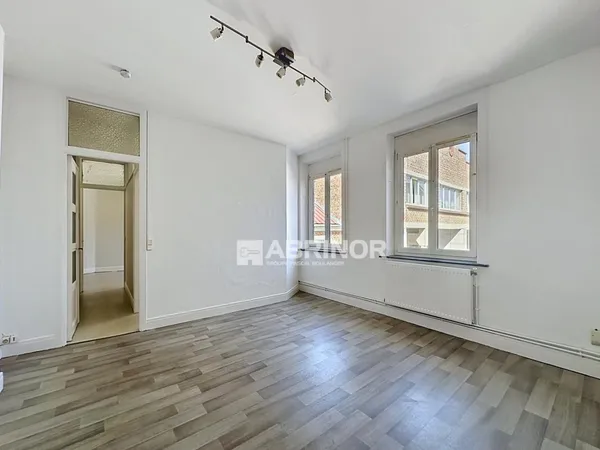 APPARTEMENT 2 CHAMBRES - CENTRE VILLE