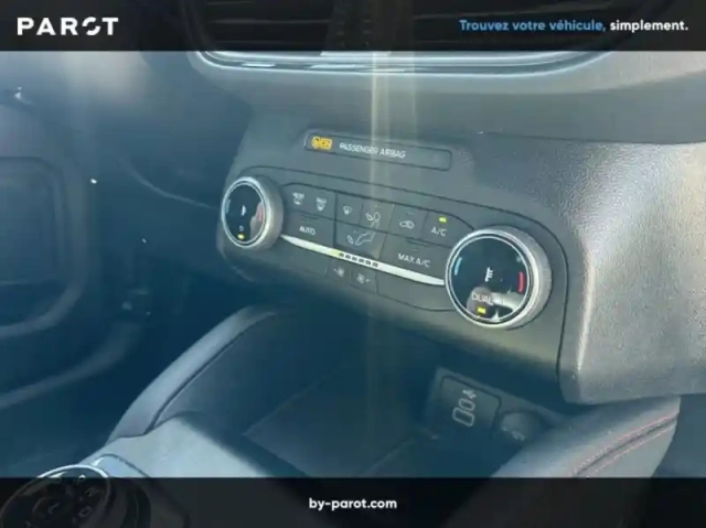 Ford Kuga 2.5 duratec 225ch phev st-line bva — photo 5