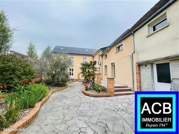 Propriété 18 pièces 450 m²
