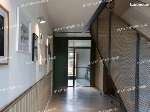 Bureau 15 m²