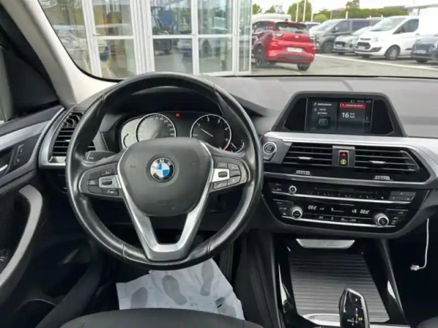 Bmw X3 xdrive20da 190ch  business design — photo 13