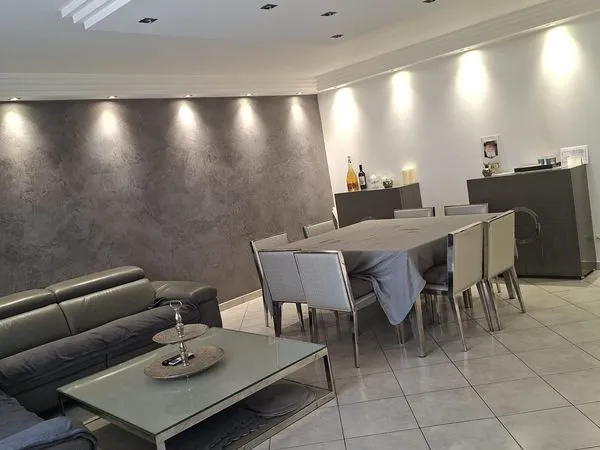 APPARTEMENT T5 127 m carré